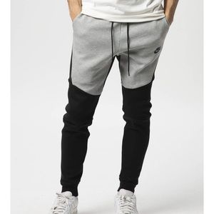 Nike Tech Fleece Joggers